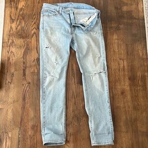 LEVIS: 510 skinny fit (distressed)